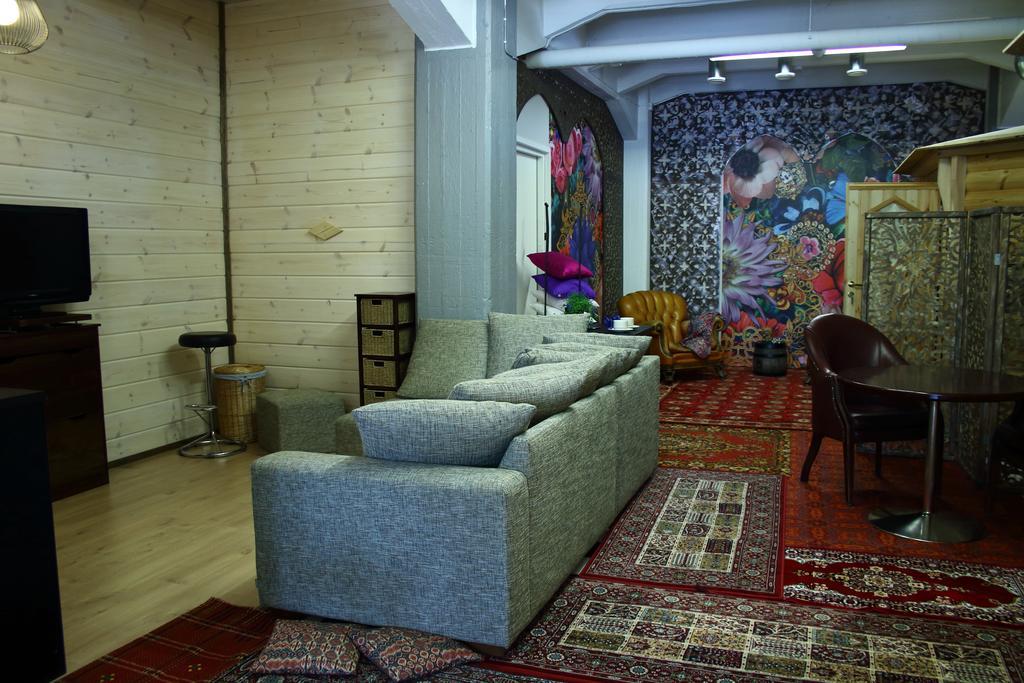 Guesthouse Little Tundra Lahti Bagian luar foto