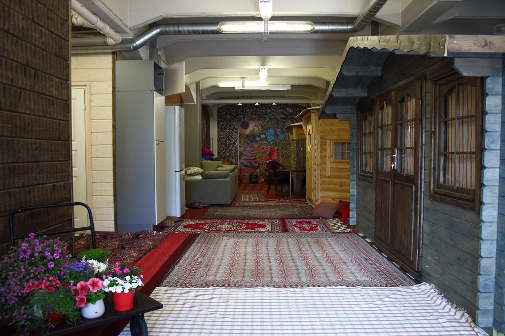 Guesthouse Little Tundra Lahti Bagian luar foto