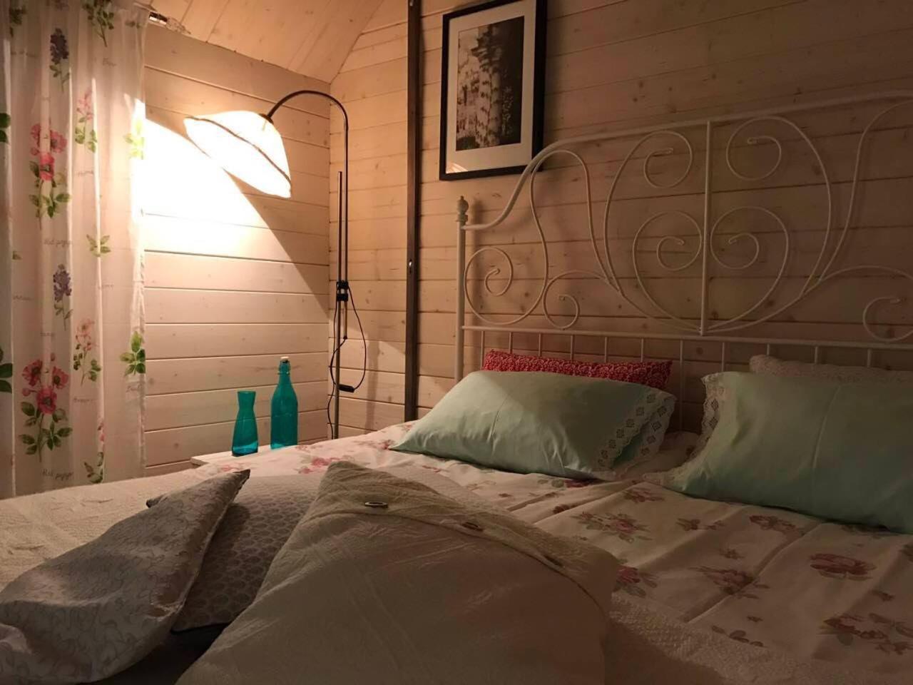 Guesthouse Little Tundra Lahti Bagian luar foto